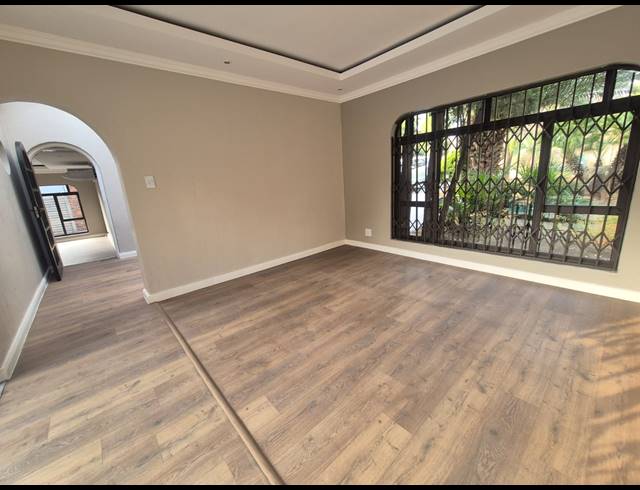 4 BEDROOM HOUSE FOR SALE IN VANDERBIJLPARK SE 3